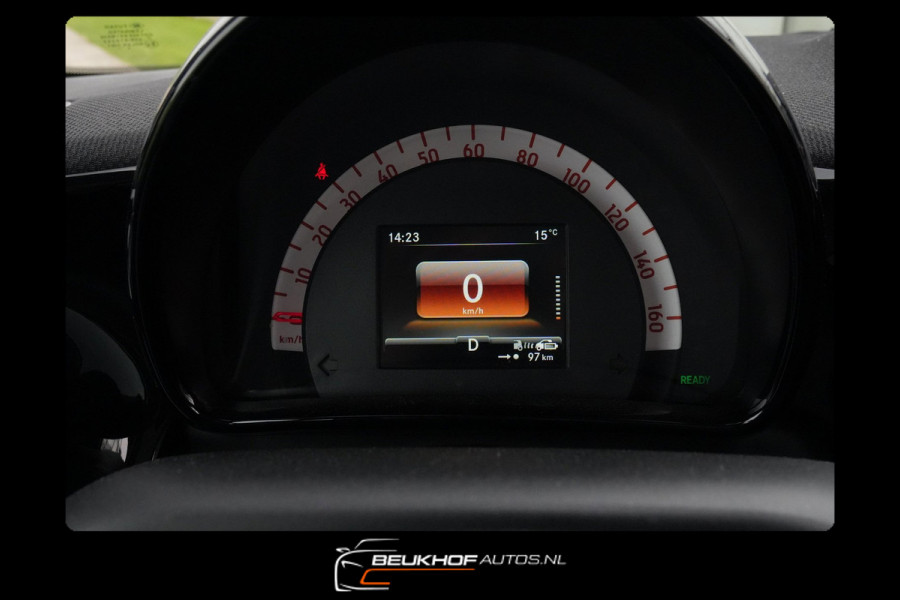Smart Fortwo EQ Comfort PLUS 18 kWh Sport Leer Camera Pano