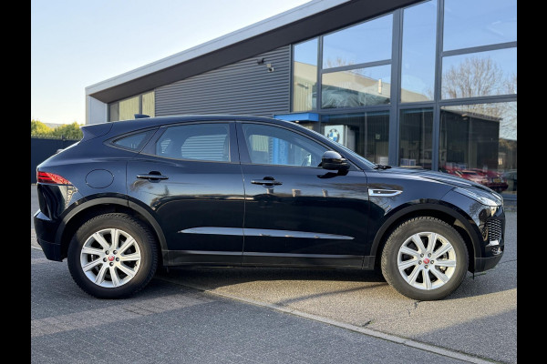 Jaguar E-Pace 2.0 P200 AWD R-Dynamic VAN: 31.900,- VOOR 29.877,- UW LENTEVOORDEEL: 2.023,- | RIJKLAARPRIJS INCL 12 MND BOVAG GARANTIE| PANO| ELEK. ACHTERKLEP| ELEK. STOEL| LEER| TREKHAAK LED