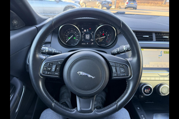 Jaguar E-Pace 2.0 P200 AWD R-Dynamic VAN: 31.900,- VOOR 29.877,- UW LENTEVOORDEEL: 2.023,- | RIJKLAARPRIJS INCL 12 MND BOVAG GARANTIE| PANO| ELEK. ACHTERKLEP| ELEK. STOEL| LEER| TREKHAAK LED
