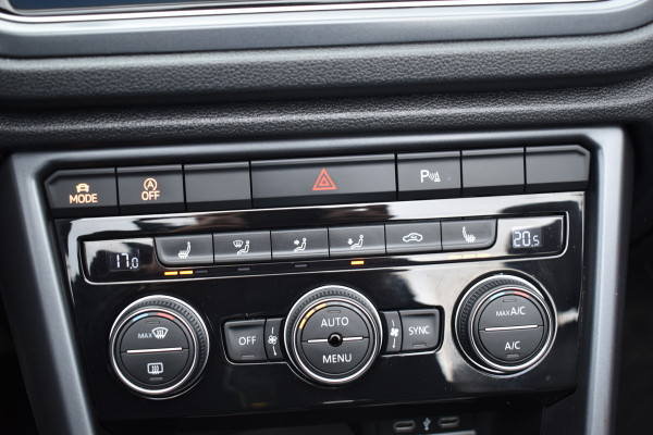 Volkswagen T-Roc Cabrio 1.5 TSI 150PK DSG R-LINE SPORT/PDC/NAVI