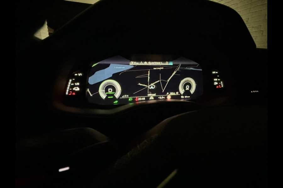 Audi Q8 Q8 55 Tfsi S-LINE Competiton 23 inch soft close RS zetels head-up trekhaak