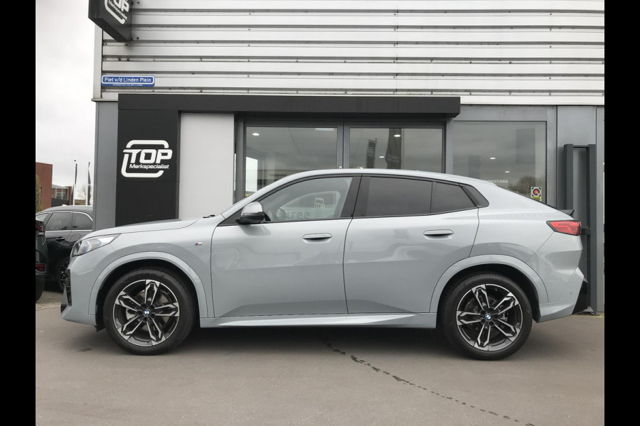 BMW X2 sDrive20i M-sport Automaat