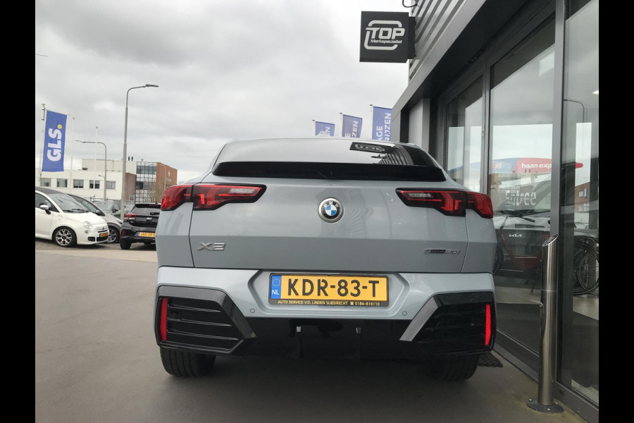 BMW X2 sDrive20i M-sport Automaat