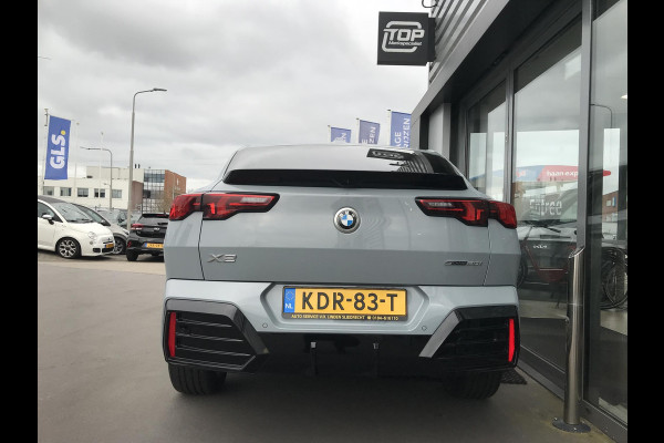 BMW X2 sDrive20i M-sport Automaat