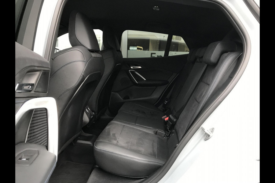 BMW X2 sDrive20i M-sport Automaat