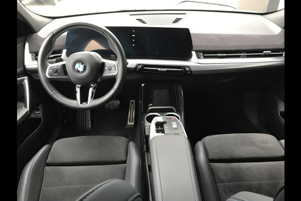 BMW X2 sDrive20i M-sport Automaat