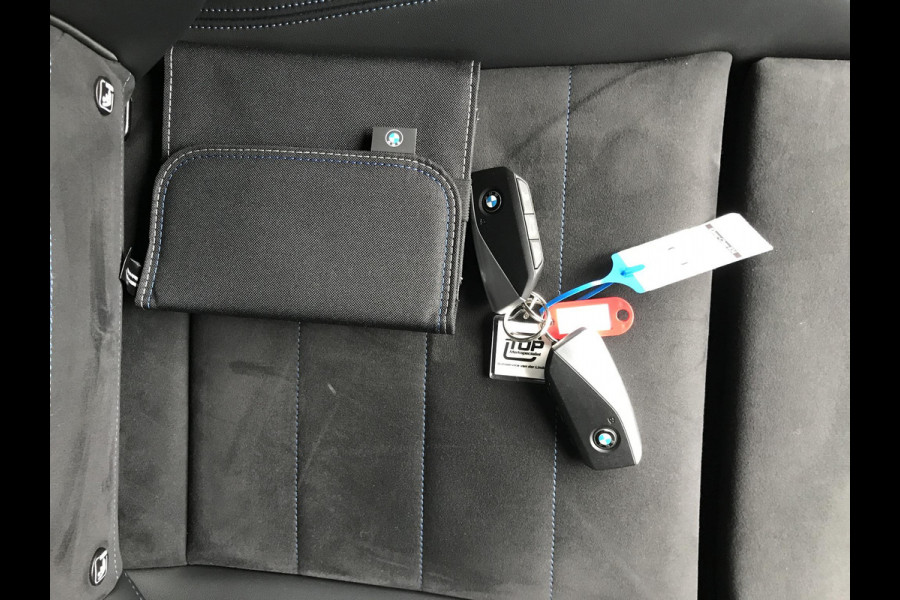 BMW X2 sDrive20i M-sport Automaat