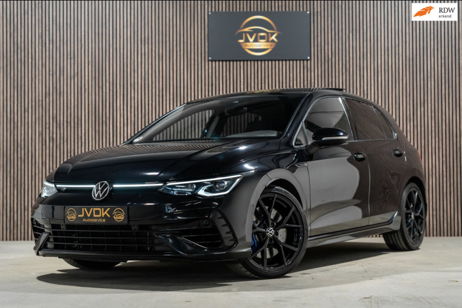 Volkswagen Golf 2.0 TSI R 4Motion PANO IQ CAMERA