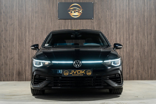 Volkswagen Golf 2.0 TSI R 4Motion PANO IQ CAMERA