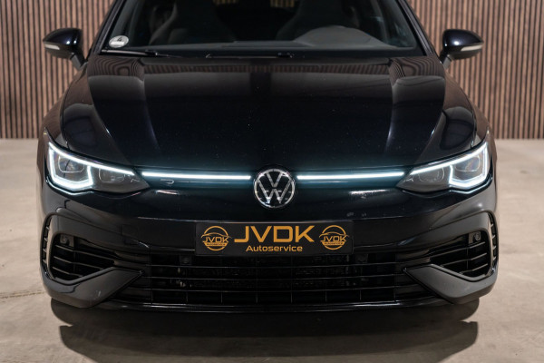 Volkswagen Golf 2.0 TSI R 4Motion PANO IQ CAMERA