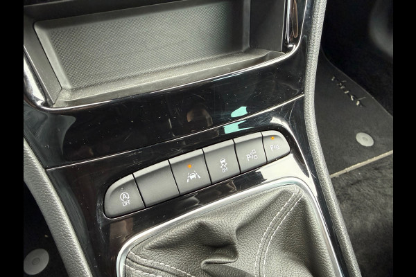 Opel Astra Sports Tourer 1.2 Turbo Elegance - Navi - Climate - Parkeerhulp - Trekhaak - Org.NL