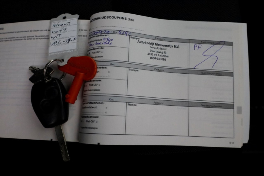 Renault Master T35 Z.E. 33 kWh 100% Electrische bakwagen met laadklep SOH 99% 11-2022