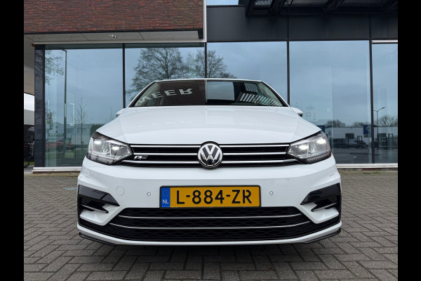 Volkswagen Touran 1.2 TSI Highline Edition R Line 7p - Navi - Trekhaak - LED