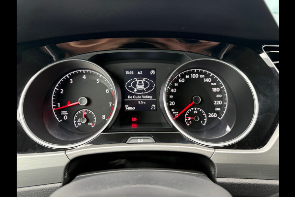 Volkswagen Touran 1.2 TSI Highline Edition R Line 7p - Navi - Trekhaak - LED