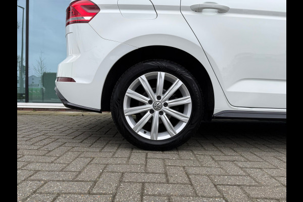 Volkswagen Touran 1.2 TSI Highline Edition R Line 7p - Navi - Trekhaak - LED