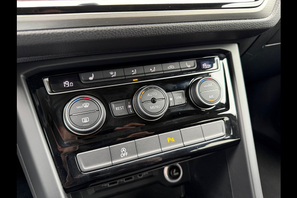 Volkswagen Touran 1.2 TSI Highline Edition R Line 7p - Navi - Trekhaak - LED