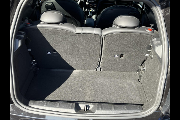 MINI Mini Electric Yours 33 kWh SOH 100% | VAN €20.900,- NU VOOR SLECHTS €18.877,- Uw LENTEVOORDEEL €2.023,-| SUPER COMPLEET UITGEVOERD| PANO | HARMAN KARDON | STOELVERWARMING| HEAD-UP DISPLAY| ACHTERUITRIJCAMERA|