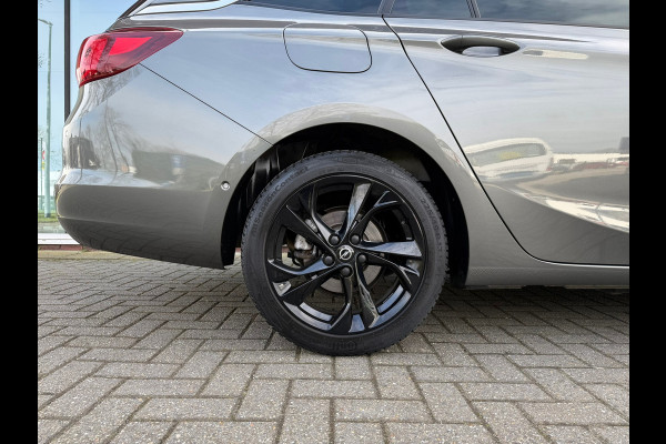Opel Astra Sports Tourer 1.2 Turbo Elegance - Navi - Climate - Parkeerhulp - Trekhaak - Org.NL