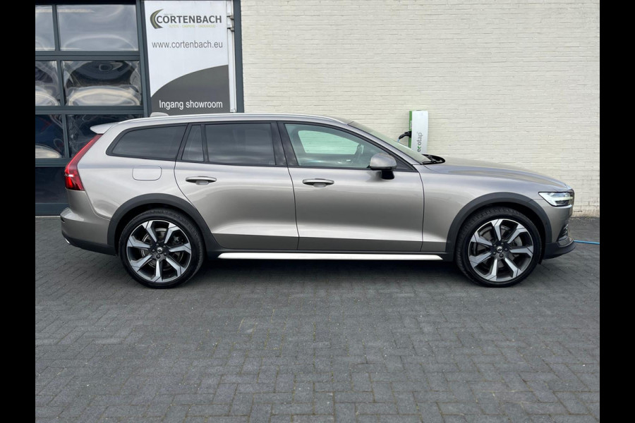 Volvo V60 Cross Country 2.0 T5 AWD Pro | Adaptieve cruise | Harman Kardon | Memory | Blis |