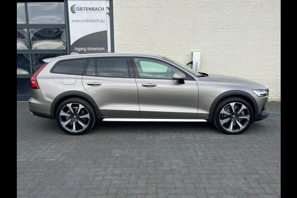 Volvo V60 Cross Country 2.0 T5 AWD Pro | Adaptieve cruise | Harman Kardon | Memory | Blis |