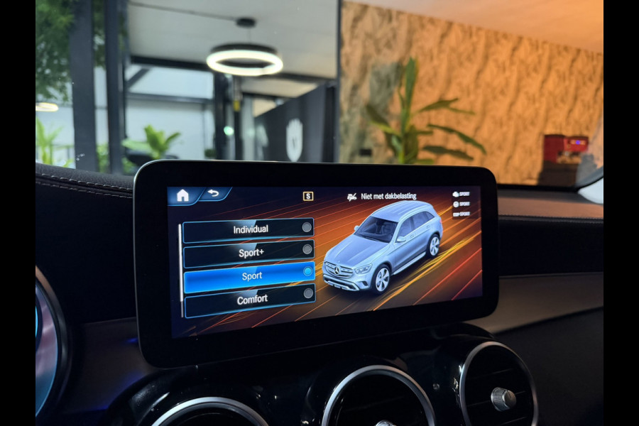 Mercedes-Benz GLC 200 4MATIC Mild Hybride Premium Garantie Digi Dash Sfeer Camera Leder Elek Achterklep Navi Rijklaar