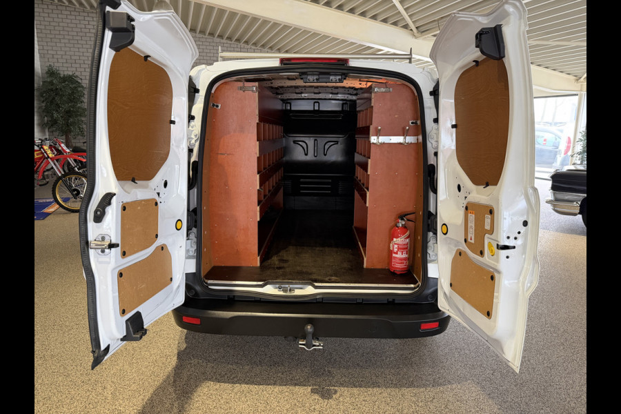 Ford Transit Connect 1.5 EcoBlue 100pk L2 Trend HP / vaste prijs rijklaar € 12.950 ex btw / lease vanaf € 218 / euro 6 / bpm vrij / airco / cruise / trekhaak / ingerichte laadruimte
