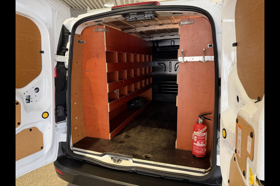 Ford Transit Connect 1.5 EcoBlue 100pk L2 Trend HP / vaste prijs rijklaar € 12.950 ex btw / lease vanaf € 218 / euro 6 / bpm vrij / airco / cruise / trekhaak / ingerichte laadruimte