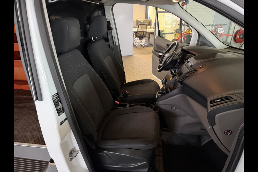 Ford Transit Connect 1.5 EcoBlue 100pk L2 Trend HP / vaste prijs rijklaar € 12.950 ex btw / lease vanaf € 218 / euro 6 / bpm vrij / airco / cruise / trekhaak / ingerichte laadruimte