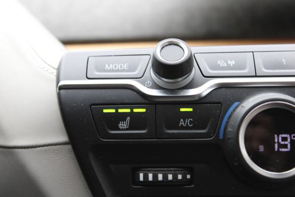 BMW i3 Basis 120Ah 42 kWh **VERKOCHT!!**