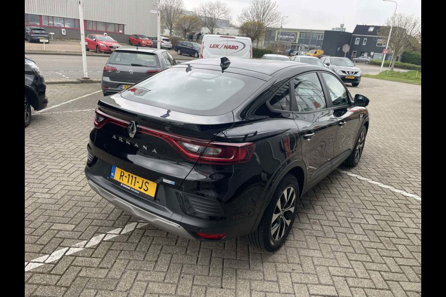 Renault Arkana 1.6 E-Tech Hybrid 145 Zen / camera