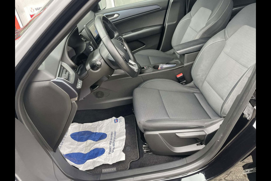 Renault Arkana 1.6 E-Tech Hybrid 145 Zen / camera