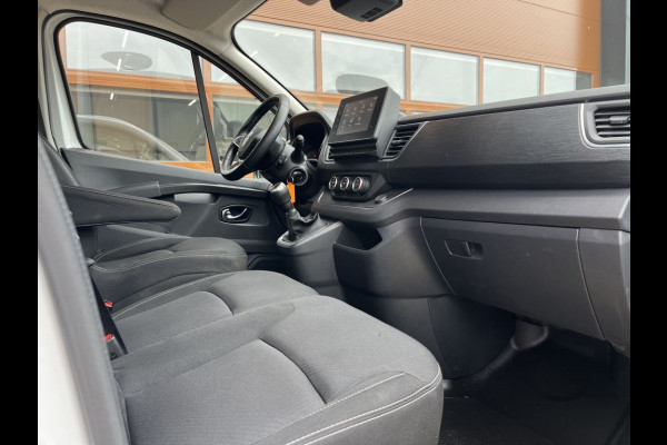 Renault Trafic 2.0 dCi E6 110pk Comfort 3p Lease €287 p/m, Trekhaak, Airco Aut., Navi, Carplay, Camera, PDC, Led, Cruise controle, Onderhoudshistorie aanwezig
