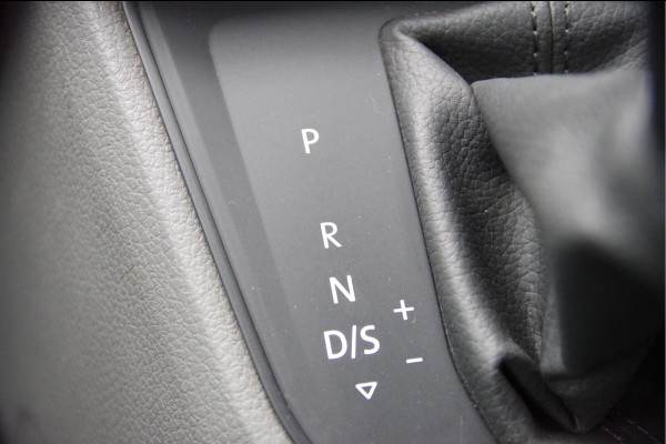 Volkswagen Crafter 35 2.0 TDI L3H3 Highline 177PK AUT. LED, STANDKACHEL, CAMERA, NAVI, CRUISE, AIRCO, PARKEERSENSOREN