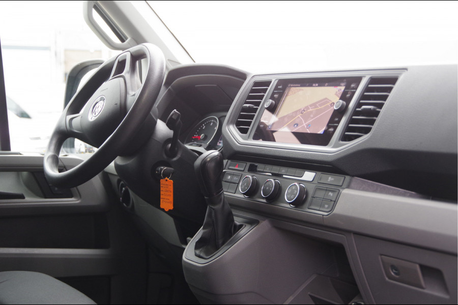 Volkswagen Crafter 35 2.0 TDI L3H3 Highline 177PK AUT. LED, STANDKACHEL, CAMERA, NAVI, CRUISE, AIRCO, PARKEERSENSOREN