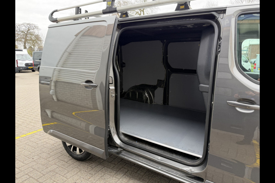 Citroën Jumpy 2.0 BlueHDI automaat 120pk M Driver L2H1 / euro 6 / bpm vrij / camera / vaste prijs rijklaar € 14.950 ex btw / airco / cruise / navi / imperial / trekhaak