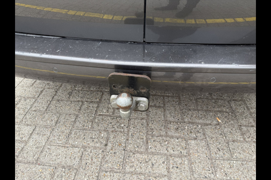 Citroën Jumpy 2.0 BlueHDI automaat 120pk M Driver L2H1 / euro 6 / bpm vrij / camera / vaste prijs rijklaar € 14.950 ex btw / airco / cruise / navi / imperial / trekhaak