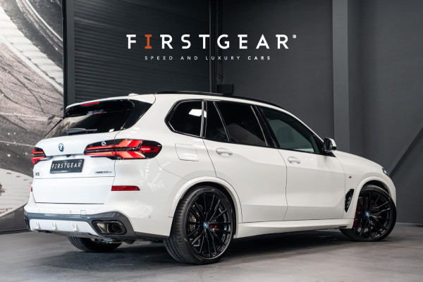 BMW X5 xDrive50e *M-Sport Pro / Harman Kardon / Stoelventilatie + Massage / Panorama Sky Lounge / Soft-Close / Carbon Interieur*