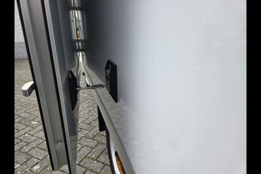 Iveco Daily type 42-180 automaat meubelbak dubbel-lucht 1e eigenaar !!!