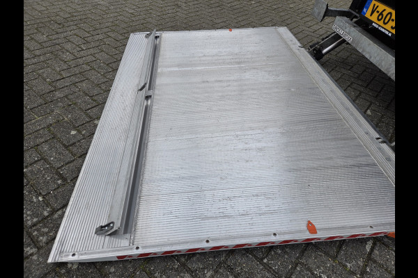 Iveco Daily type 42-180 automaat meubelbak dubbel-lucht 1e eigenaar !!!