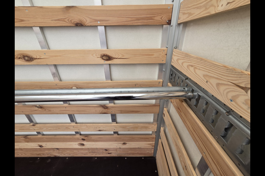 Iveco Daily type 42-180 automaat meubelbak dubbel-lucht 1e eigenaar !!!