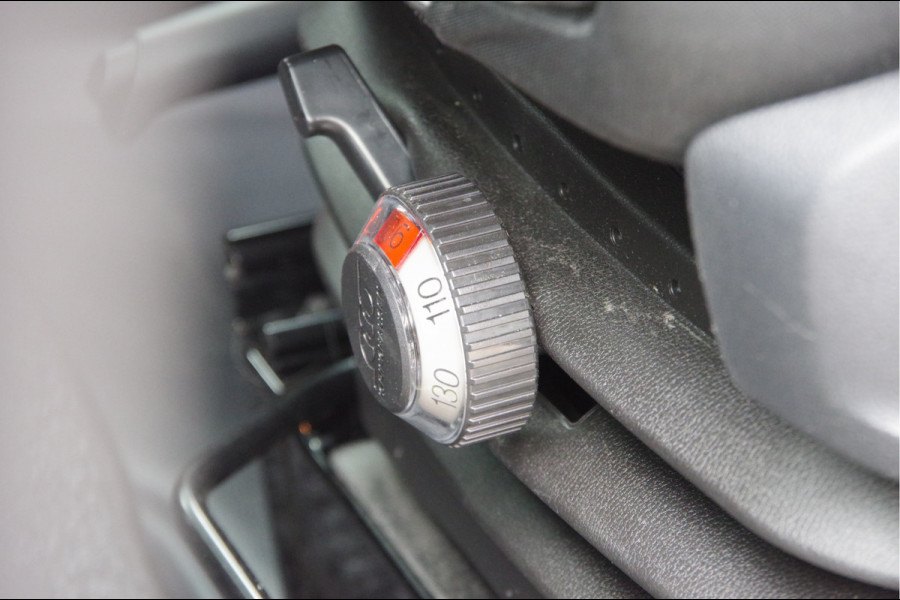 Mercedes-Benz Sprinter 315 1.9 CDI L2H1 RWD AUT. 3.5T TREKHAAK, MBUX 10'', ADAPT. CRUISE, STOELVERWARMING, CAMERA, VOORRUIT VERWARMING, NAVI, CLIMA