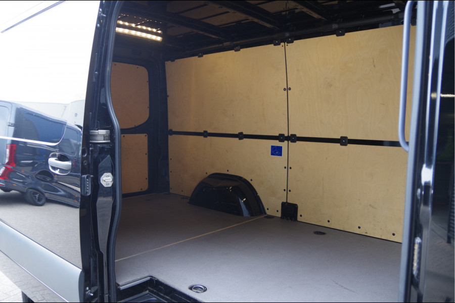 Mercedes-Benz Sprinter 315 1.9 CDI L2H1 RWD AUT. 3.5T TREKHAAK, MBUX 10'', ADAPT. CRUISE, STOELVERWARMING, CAMERA, VOORRUIT VERWARMING, NAVI, CLIMA