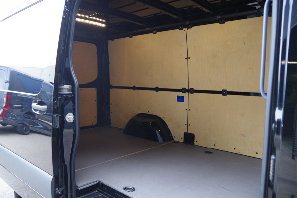 Mercedes-Benz Sprinter 315 1.9 CDI L2H1 RWD AUT. 3.5T TREKHAAK, MBUX 10'', ADAPT. CRUISE, STOELVERWARMING, CAMERA, VOORRUIT VERWARMING, NAVI, CLIMA