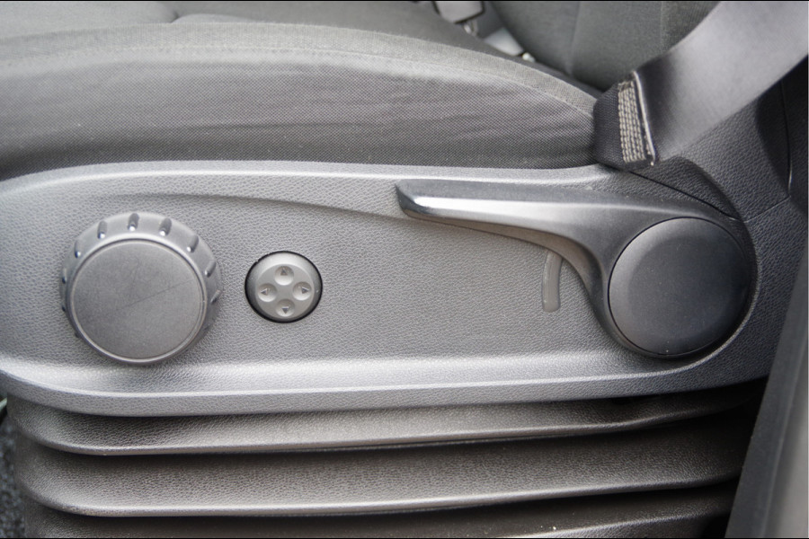 Mercedes-Benz Sprinter 315 1.9 CDI L2H1 RWD AUT. 3.5T TREKHAAK, MBUX 10'', ADAPT. CRUISE, STOELVERWARMING, CAMERA, VOORRUIT VERWARMING, NAVI, CLIMA