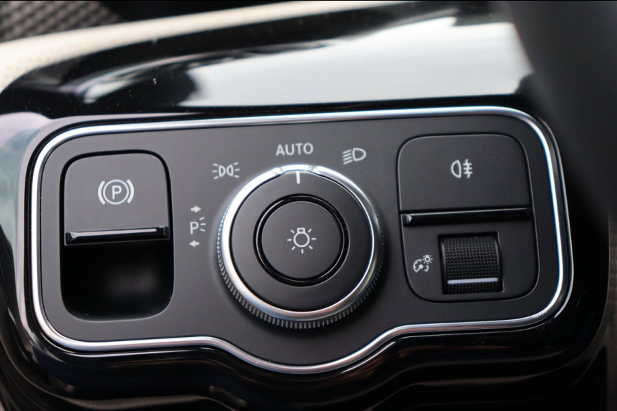 Mercedes-Benz CLA-Klasse Shooting Brake 180 Bus.Sol. Luxury org.NL leer+el.+mem+verw. el.klep schuifdak camera