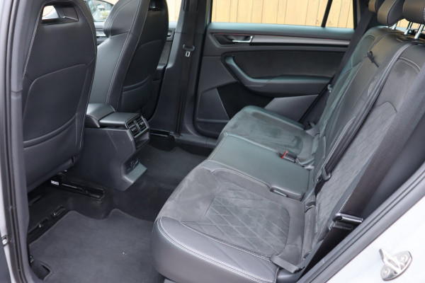 Škoda Kodiaq 1.5 TSI Sportline Business org.NL pano-schuifdak stuurverw. trekhaak camera el.klep