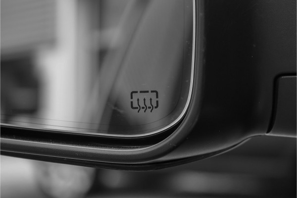 Dodge Ram 1500 5.7 V8 4x4 Crew Cab Longhorn Luchtv HUD 360° H&K Trekhaak