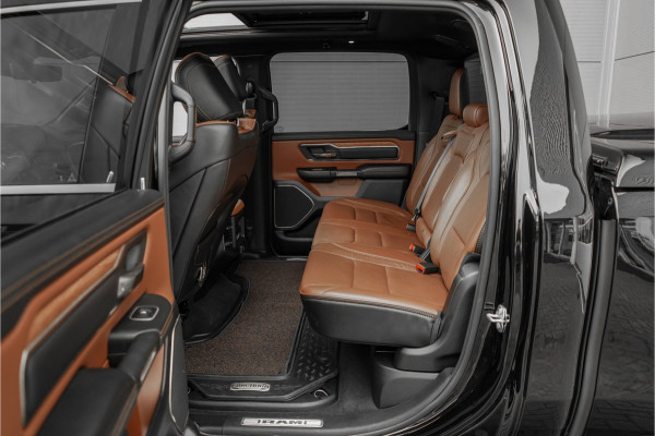 Dodge Ram 1500 5.7 V8 4x4 Crew Cab Longhorn Luchtv HUD 360° H&K Trekhaak