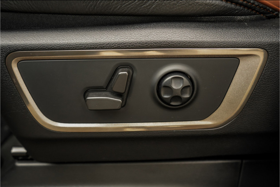 Dodge Ram 1500 5.7 V8 4x4 Crew Cab Longhorn Luchtv HUD 360° H&K Trekhaak