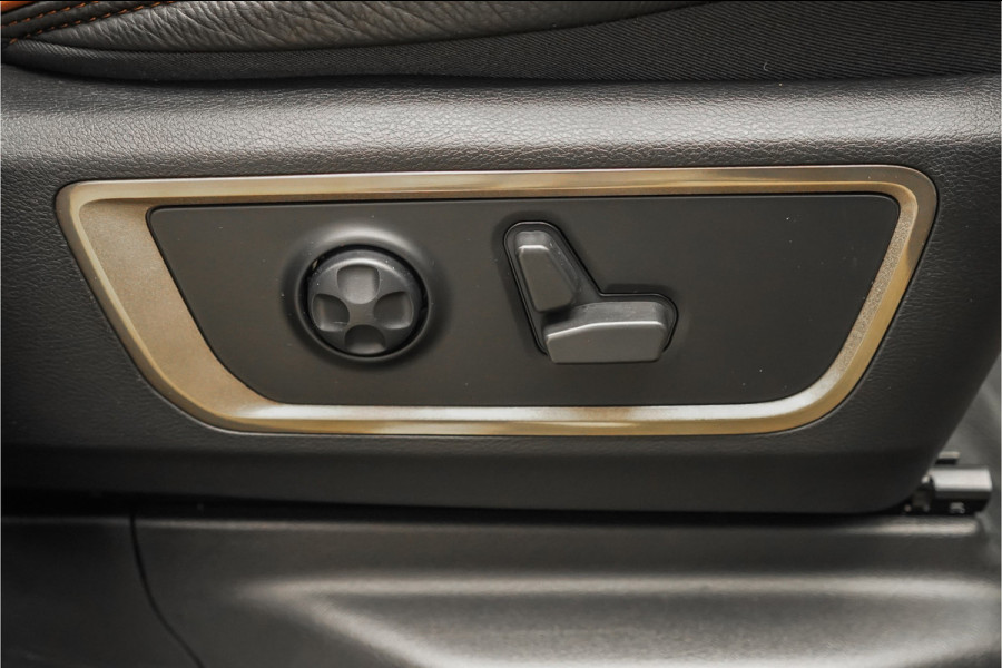 Dodge Ram 1500 5.7 V8 4x4 Crew Cab Longhorn Luchtv HUD 360° H&K Trekhaak